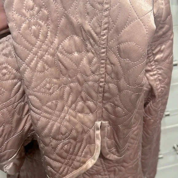 Banana Republic Pink Blazer with Quilted Texture, size M - Picture 6 of 11